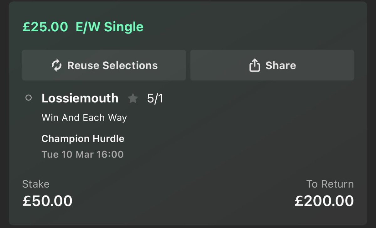 sharp_reece20's tweet photo. Roll the dice rich she just wins 💗💚 
#lossiemouth #championhurdle #cheltenham https://t.co/OVpVEt6wbc