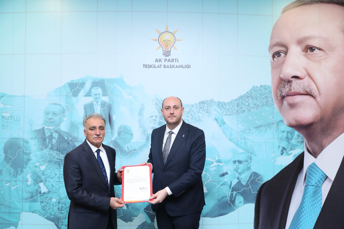 Diyarbakır ilimizin Çınar İlçe Başkanlığına Sn. Mehmet Arzu atanmıştır.   

Bugüne kadar göstermiş olduğu özverili çalışmalarından ve gayretlerinden dolayı Sn. Ömer Murat Delil’e teşekkür ediyor, yeni görevlendirilen ilçe başkanımıza muvaffakiyetler diliyoruz.