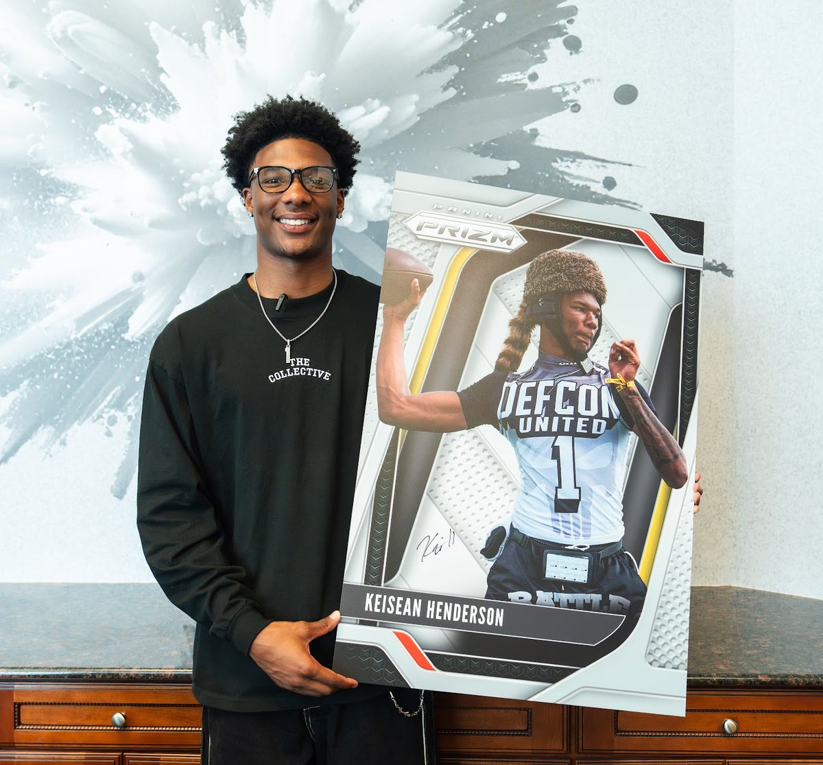 NEW: Houston Five-Star Plus+ QB signee Keisean Henderson has inked an NIL Deal with Panini America✍️

He joins a star-studded roster of NIL athletes, including Texas QB Arch Manning, Ohio State QB Julian Sayin, Alabama QB Keelon Russell and others.

Read: on3.com/nil/news/houst…