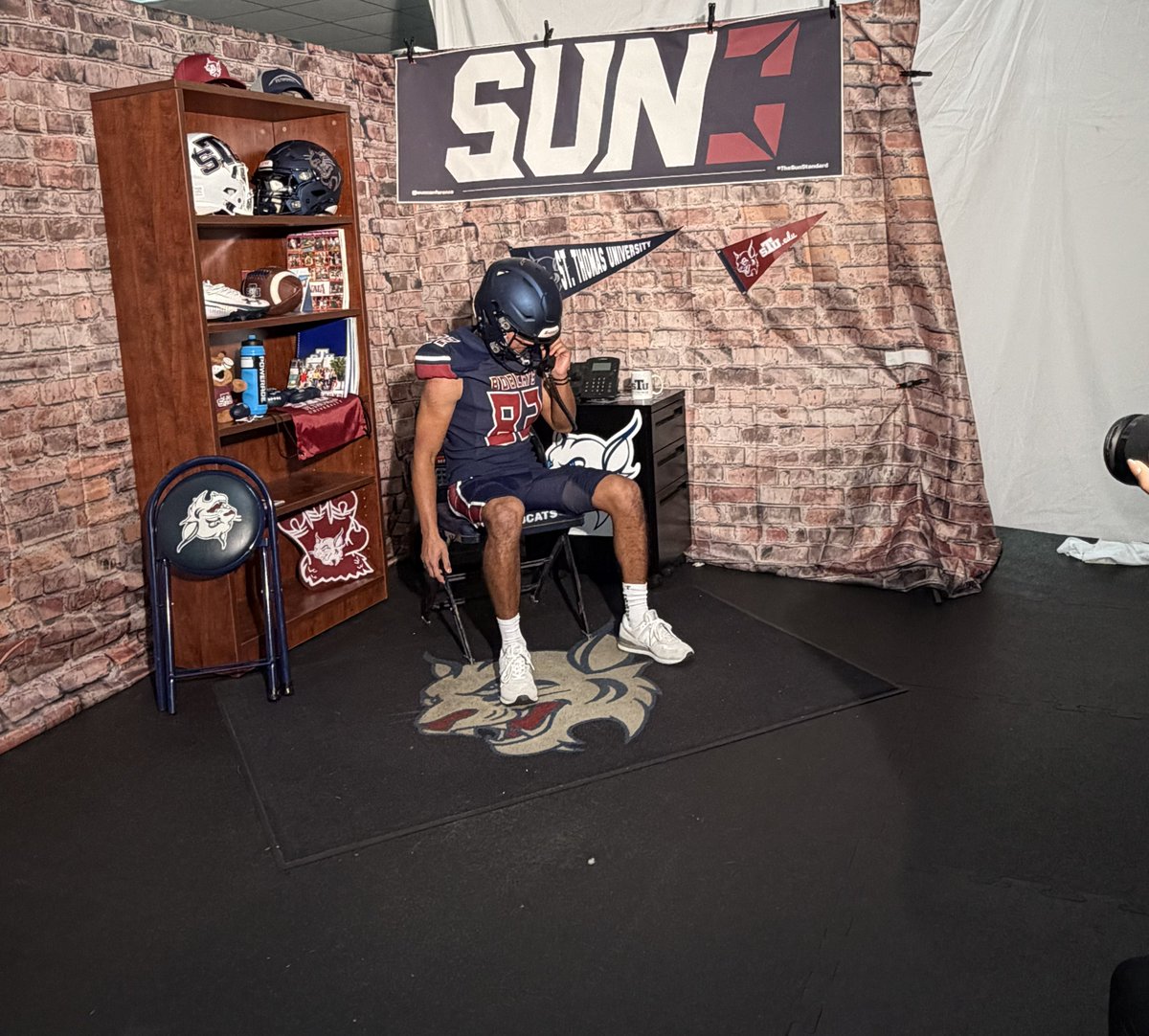 Nicholas_A2030's tweet photo. Blessed to be back on campus at St. Thomas University for a Official Visit. Thankful for the opportunity and hospitality. Thank you to @Coach_Oscar13, @CoachDrewDavis, and @CoachT_STU for the great conversations and taking the time to show me around campus. 

@STU_Football 
@StThomasUniv @ertonnchatelain @coacheverson_ @Coach_Marlow6 @CoachCJones_STU @JaredCNoble 
@jaLon_hudgins2 @_SidneyPorter_ @thatboytyler561 @CoachHubbardSTU @coachkhalilp 

@CCCMaraudersFB @CoachCHarvey @EnnsZoneKicking @KohlsKicking