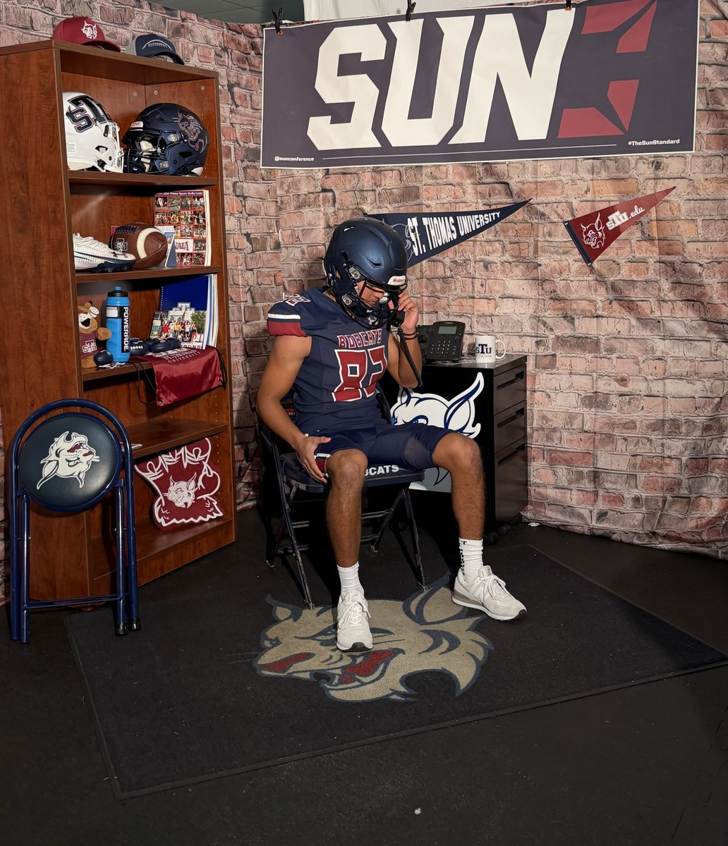 Nicholas_A2030's tweet photo. Blessed to be back on campus at St. Thomas University for a Official Visit. Thankful for the opportunity and hospitality. Thank you to @Coach_Oscar13, @CoachDrewDavis, and @CoachT_STU for the great conversations and taking the time to show me around campus. 

@STU_Football 
@StThomasUniv @ertonnchatelain @coacheverson_ @Coach_Marlow6 @CoachCJones_STU @JaredCNoble 
@jaLon_hudgins2 @_SidneyPorter_ @thatboytyler561 @CoachHubbardSTU @coachkhalilp 

@CCCMaraudersFB @CoachCHarvey @EnnsZoneKicking @KohlsKicking