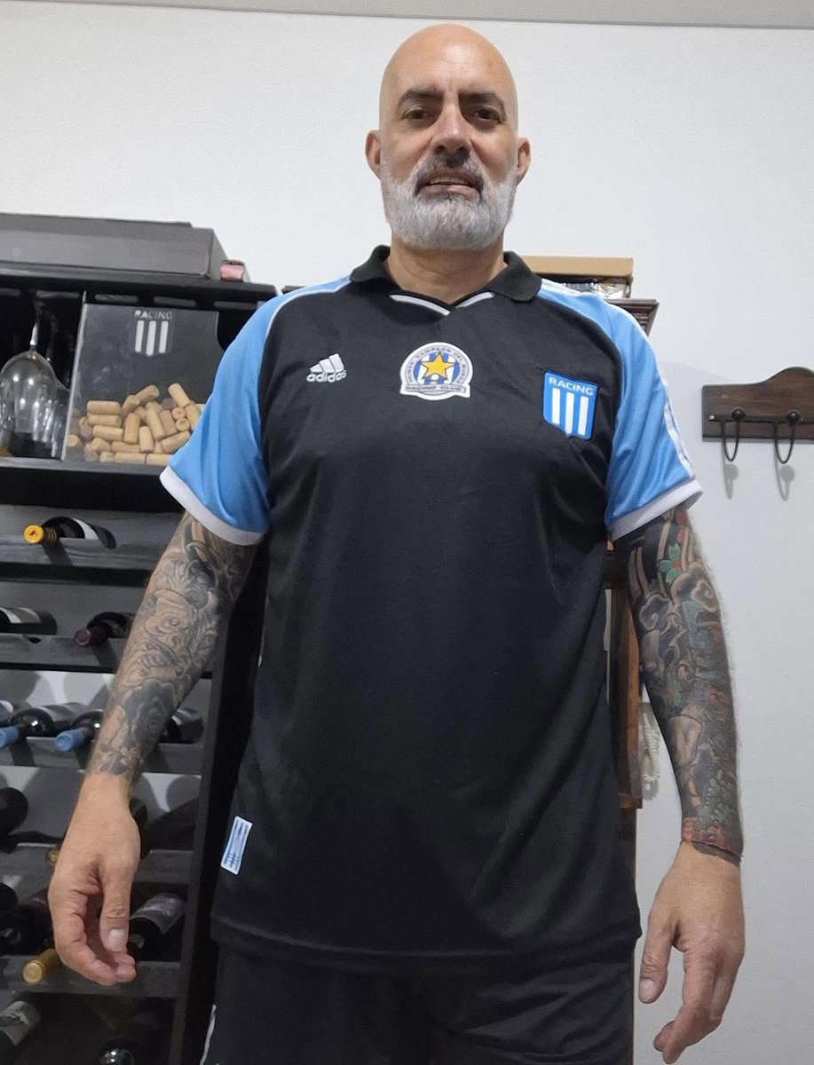 ¡Muchas Gracias Pablo Gugliotti por confiar en nosotr@s! 🩵🤍🎓

#indumentariarc #indumentariaracing #RacingPositivo #ropaderacing #racingclubdeavellaneda #RacingClub #LaAcade #racing #LaAcademia #CamisetaRacing2000 #camisetaRacingRetro #camisetaRacing #CamisetaRacingadidas