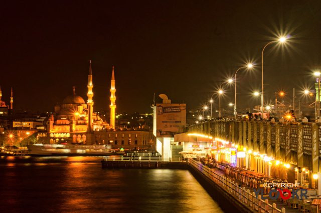 Bi muallakta kaldık..
Kahve mi içelim.??
Tiyatroya mı gidelim.??
Gemiye mi binelim.??
Raylı sistemleri mi tercih edelim.??
Baktık hava güzel..
Aile gruplarımıza “şarjım bitiyor merak etmeyin” dedik
Telefonlarımızı kapatıverdik 🤪

#SalıKahvesi
#Muallak
#FatihKültürMerkezi
#7Bella