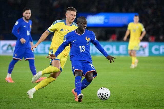Dans l'attente d'une décision de la FIFA pour son transfert raté à Fenerbahçe, N'Golo Kanté ne veut plus jouer pour Al-Ittihad

➡️ l.lequipe.fr/H7E