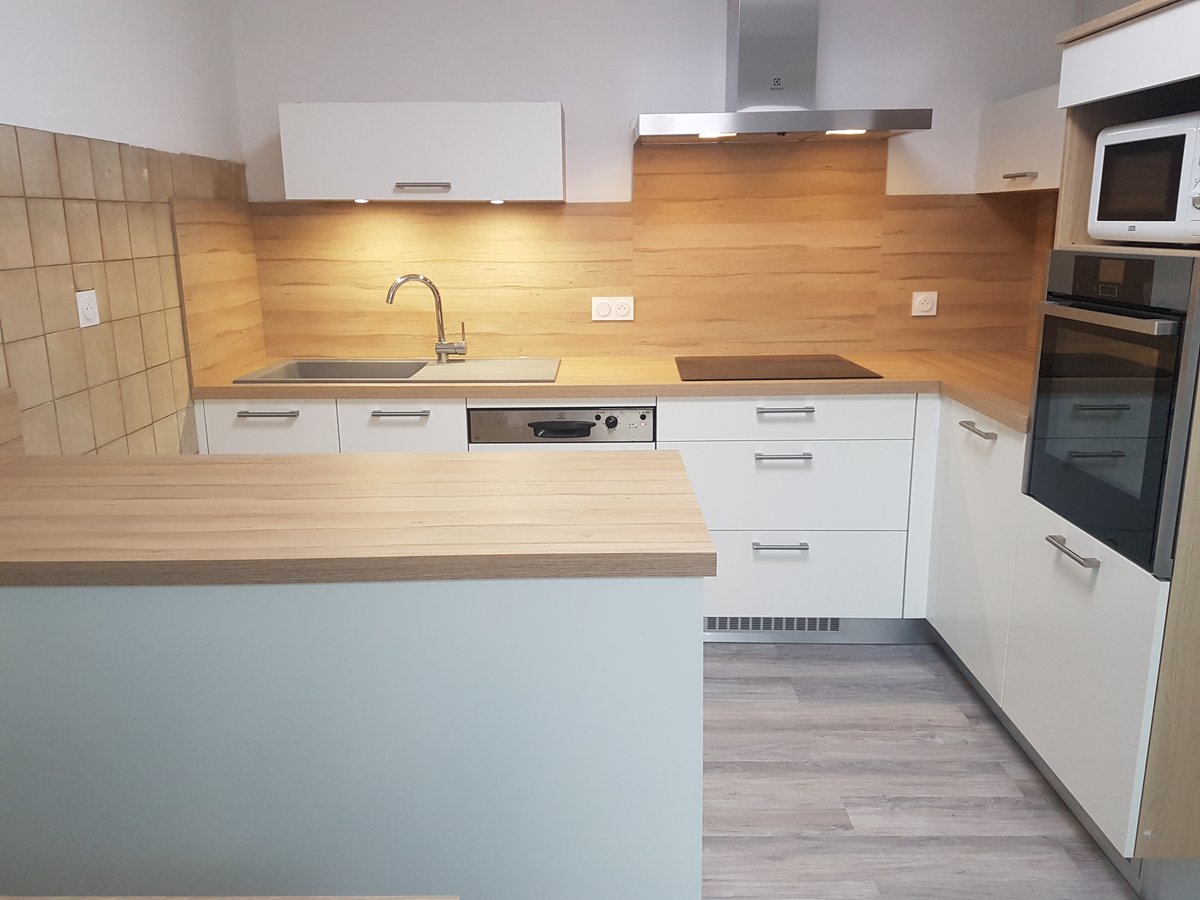 benoit_moreno's tweet photo. Sympathique cuisine, avant et après notre intervention.
Un projet, un interlocuteur, et si vous pensiez à votre confort ?

#cuisines #cuisiniste #rivesaltes #perpignan #habitat #payscatalan #design #decoration #renovation #confort #madein66 #fabricationfrançaise #madeinperpignan https://t.co/aSqsKzGqpL