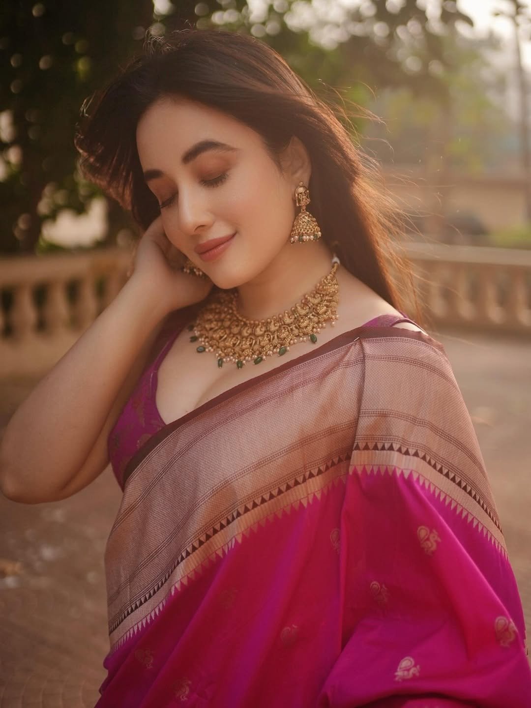 HAP2CyIWoAAViWh?format=jpg&name=large