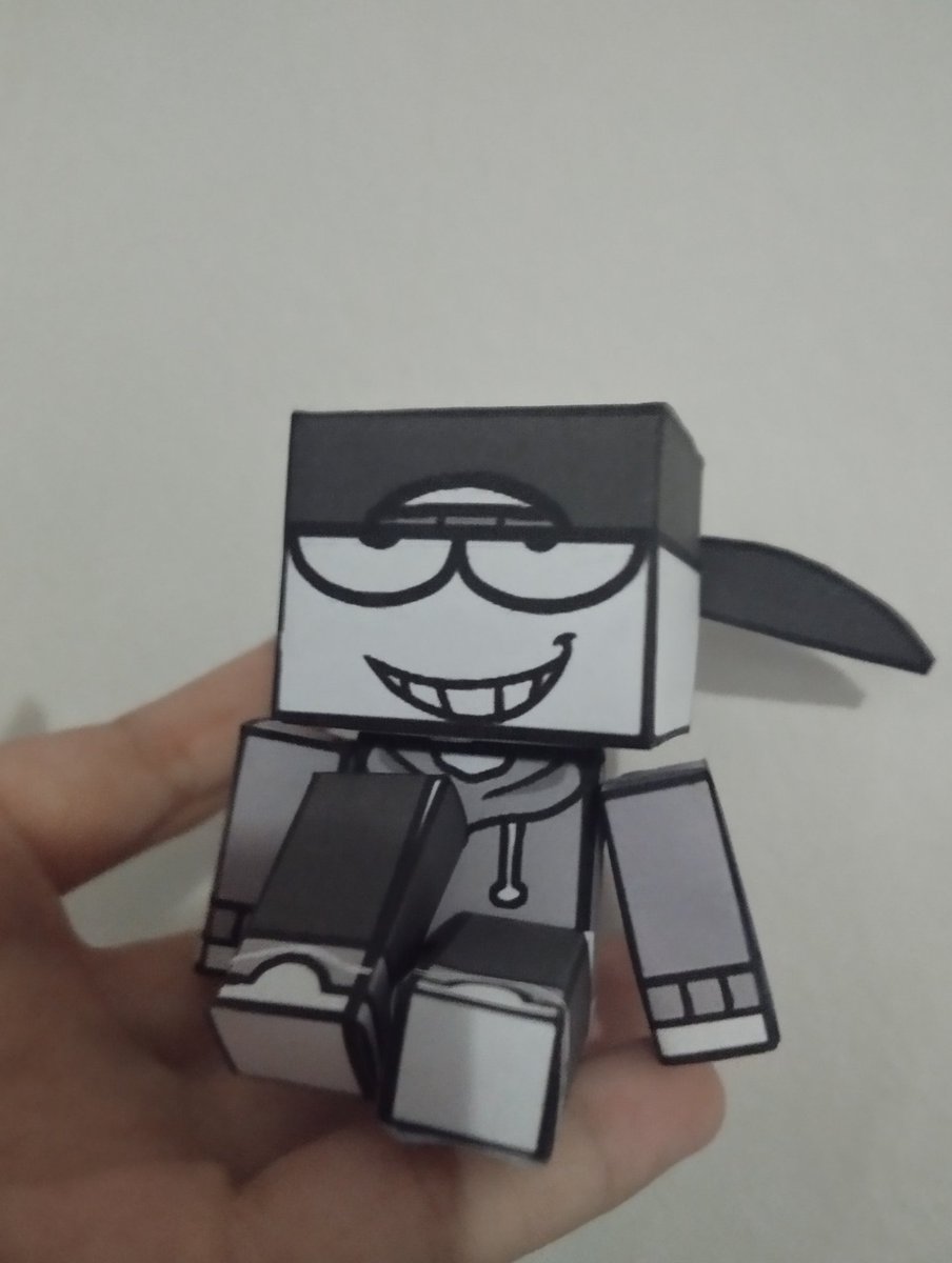 𝗕𝗟𝟬𝟬𝗗𝗬𝗟𝟬𝗥𝗗 . tweet media