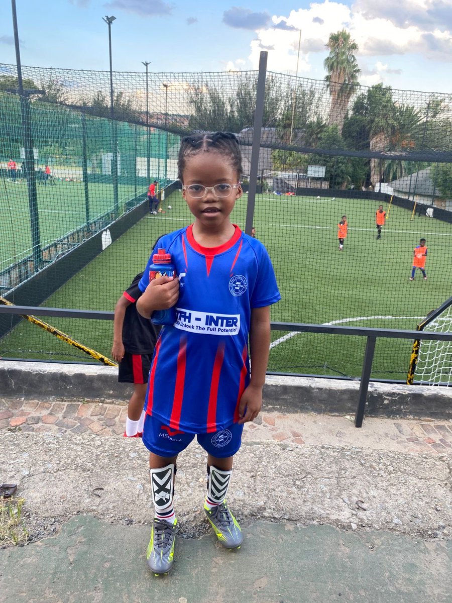 luyolo_mad's tweet photo. My Soccer Star scored two goals on her first ever official club practice please give me a moment while I go weep🥹🥹. https://t.co/C0lwP9SYzU