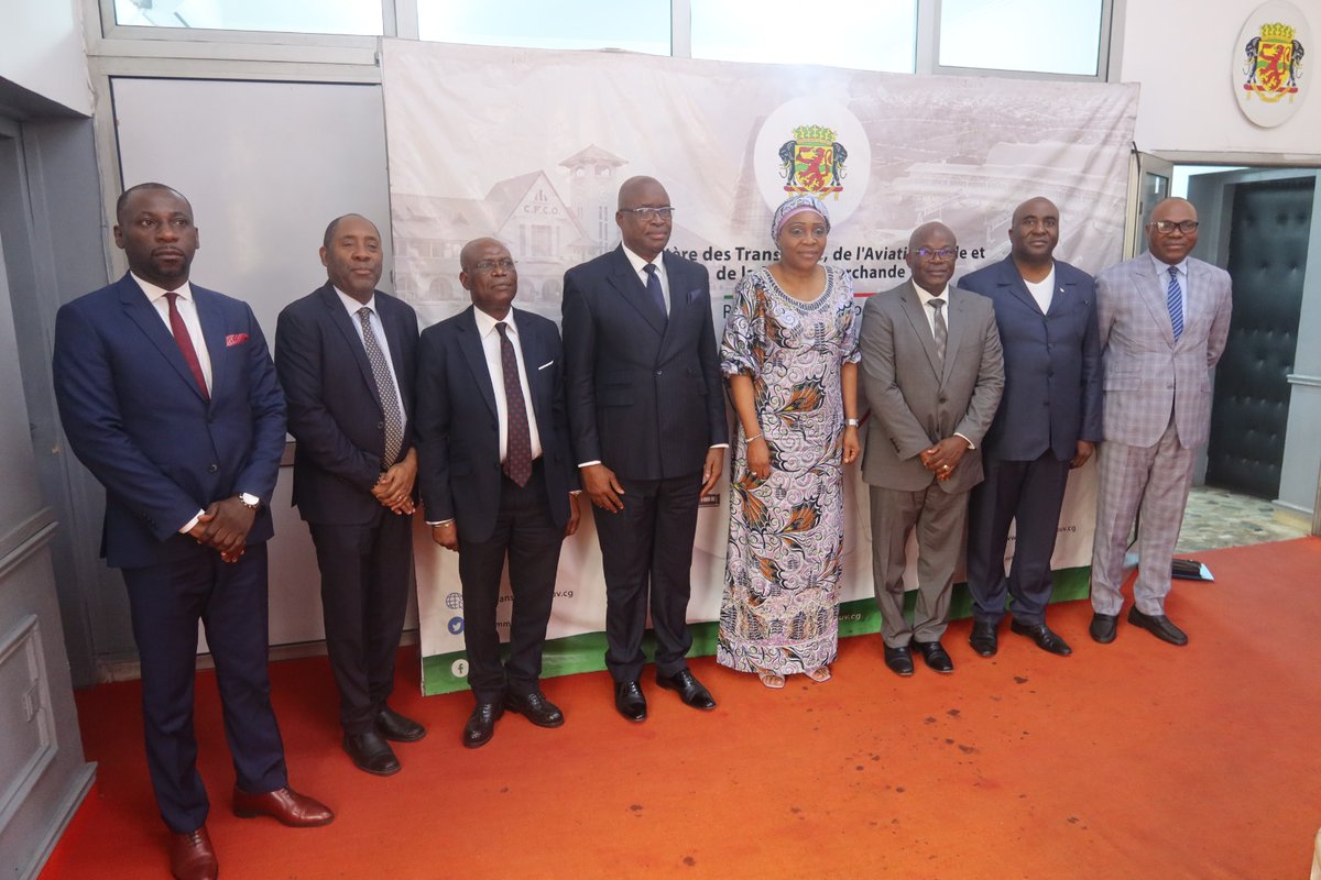 PamCongo's tweet photo. 🇨🇬 Audience avec Mme @olga_ebouka, Ministre des Transports: le PAM soutient l’ANAC avec stations automatiques, pluviomètres, station mobile et serveur central. Ces équipements offriront aux communautés agricoles des données climatiques utiles pour prévenir et décider. #Resilience https://t.co/NN94Xc1irC