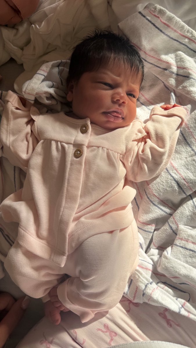 dreamgirl tweet media