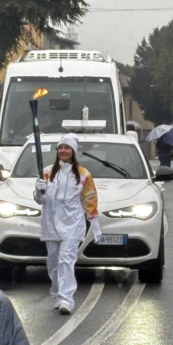 gbear66's tweet photo. La nostra città oggi ha vissuto la magia del passaggio della torcia Olimpica… https://t.co/2hNovCM9gL