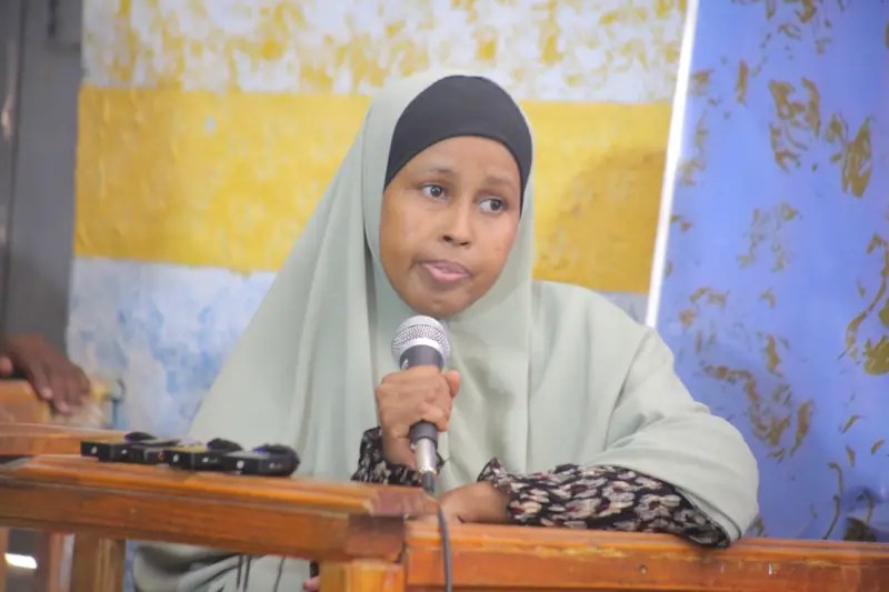 A 34 -year-old Somali woman convicted of murdering a 14‑year‑old girl, Hodan Mohamud Diiriye, was killed by a firing squad. The sentence was carried out under an Islamic legal principle that allows the family of a victim to demand execution instead of financial compensation.