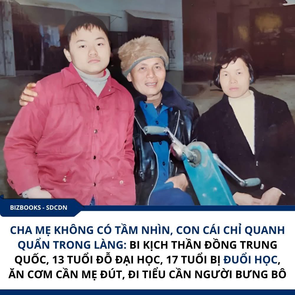 Ngoanolala's tweet photo. CÁI TÁT ĐAU ĐỚN CHO NHỮNG PHỤ HUYNH CHỈ CẦN CON HỌC GIỎI

💡 Cha mẹ không có tầm nhìn, con cái chỉ quanh quẩn trong làng. Câu nói này đã vận vào cuộc đời của Ngụy Vĩnh Khang – "thần đồng phương Đông" lừng lẫy Trung Quốc. Vì tầm nhìn của người mẹ chỉ dừng lại ở ĐIỂM SỐ, bà đã vô tình cướp đi của con trai mình quyền được TRƯỞNG THÀNH.

1️⃣ Đỉnh cao của một thiên tài nhân tạo

Dưới sự nhào nặn của người mẹ Tằng Học Mai, thành tích của Ngụy Vĩnh Khang khiến cả thế giới phải ngả mũ: 2 tuổi thuộc 1.000 chữ Hán, 4 tuổi học xong cấp hai, 13 tuổi đỗ đại học và 17 tuổi được đặc cách vào Viện Khoa học Quốc gia để học thẳng lên Tiến sĩ.

Để đạt được điều đó, người mẹ đã thiết lập một chế độ sống với học tập:

- Cấm con kết giao bạn bè, cấm luôn đi chơi để khỏi lãng phí thời gian.

- Làm thay mọi việc: Đến năm 17 tuổi, bà vẫn tắm rửa, đánh răng và đút cơm cho con ăn chỉ để con có thêm vài phút đọc sách. Vì bà tin rằng: "Mọi thứ trên đời đều là vật ngoại thân, chỉ có học vấn là cao quý nhất".

2️⃣ Vực thẳm của sự vô năng

Bi kịch bắt đầu khi Khang phải rời xa vòng tay mẹ để lên Bắc Kinh học thạc sĩ. Thiếu đi sự bao bọc, thần đồng hiện nguyên hình là một đứa trẻ to xác không có khả năng sinh tồn tối thiểu:

- Mùa đông lạnh 0 độ, anh vẫn mặc áo mỏng ra đường vì không biết nhìn thời tiết để mặc thêm đồ.

- Phòng ở bẩn thỉu, hôi thối vì anh không biết giặt giũ hay dọn dẹp.

- Anh không biết cách giao tiếp với giáo sư hướng dẫn, thậm chí quên cả lịch thi tốt nghiệp.

Kết quả: Sau 3 năm, anh bị đuổi học. Từ ngôi sao sáng nhất của nền giáo dục, anh trở thành kẻ thất bại, phải về quê sống dựa vào mẹ với sự mỉa mai của người đời.

3️⃣ Tầm nhìn của cha mẹ là "trần nhà" của con cái

Đó là lý do tại sao, những bậc cha mẹ có tầm nhìn như các tỷ phú hay các nhà lãnh đạo xuất chúng luôn ưu tiên dạy con về THÁI ĐỘ và KỸ NĂNG trước khi dạy kiến thức. 

Họ hiểu rằng kiến thức có thể tra cứu trên mạng, nhưng bản năng sinh tồn, kỹ năng giao tiếp và khả năng tự lập mới là thứ giữ chân con cái họ ở đỉnh cao bền vững. Trong khi mẹ của Khang xây cho con một nhà tù bằng những trang sách, các tỷ phú lại ném con ra ngoài thực tế để chúng tự va vấp và trưởng thành.

🔑 Bài học xương máu:

- Tầm nhìn của cha mẹ quyết định tương lai con. Nếu cha mẹ chỉ nhìn thấy điểm số, con cái sẽ chỉ quanh quẩn trong những trang sách. Nếu cha mẹ nhìn thấy cuộc đời rộng lớn, con cái sẽ có cả bầu trời.

- Đừng tước đoạt quyền được trưởng thành của con. Làm thay con không phải là yêu thương, đó là sự tàn nhẫn. Khi bạn bao bọc con quá kỹ, bạn đang tước đi đôi cánh để chúng có thể tự bay.

- Học vấn không phải là tất cả. IQ có thể giúp con bạn đỗ đạt, nhưng EQ (trí tuệ cảm xúc) và AQ (chỉ số vượt khó) mới là thứ giúp chúng thành công trong cuộc đời.

Bà Tằng sau này đã cay đắng thốt lên: "Tôi hận bản thân mình. Là tôi đã hại con". Ngụy Vĩnh Khang qua đời năm 2021 ở tuổi 38 vì bạo bệnh, khép lại một câu chuyện buồn ám ảnh về cái giá của việc chỉ cần học giỏi.