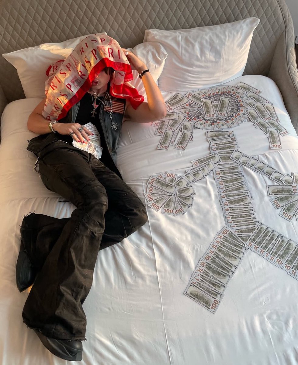 Trapbeforeyourap tweet media