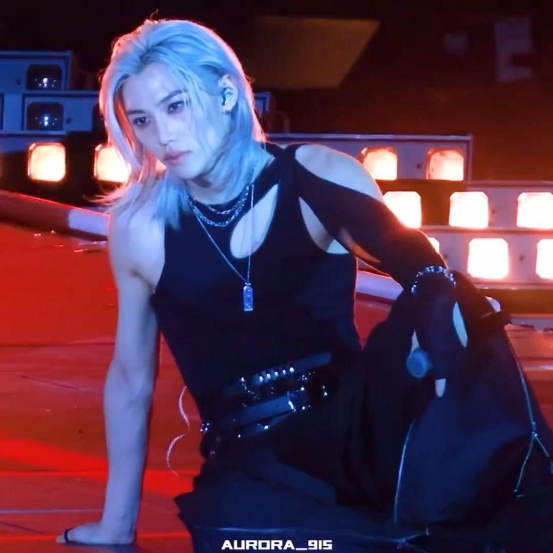 felix it's ok to be an outfit repeater