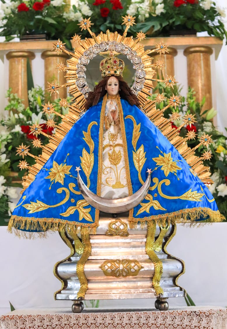 📢 Te invitamos a leer el artículo “A propósito del Día de la Candelaria”, de Víctor Joel Santos Ramírez, arqueólogo-investigador del Centro INAH Sinaloa.
Un recorrido por el origen y evolución de esta festividad celebrada el 2 de febrero.
🔗bit.ly/3NMKc5s
