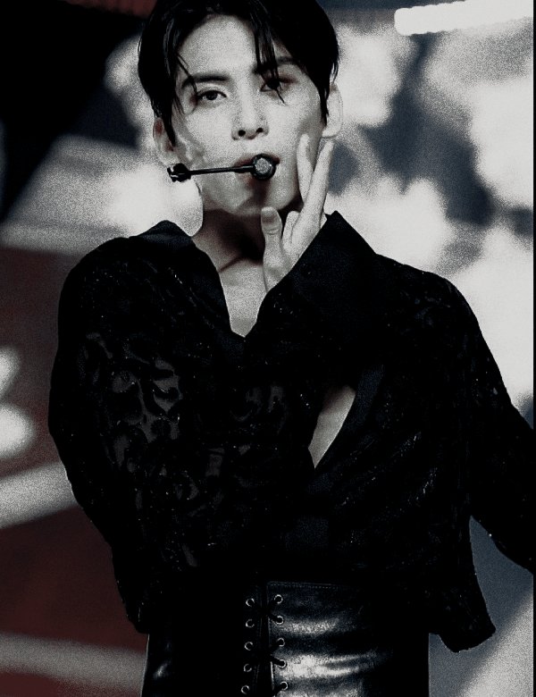 ❝𝑁𝐼𝐾𝐼.❞ tweet media