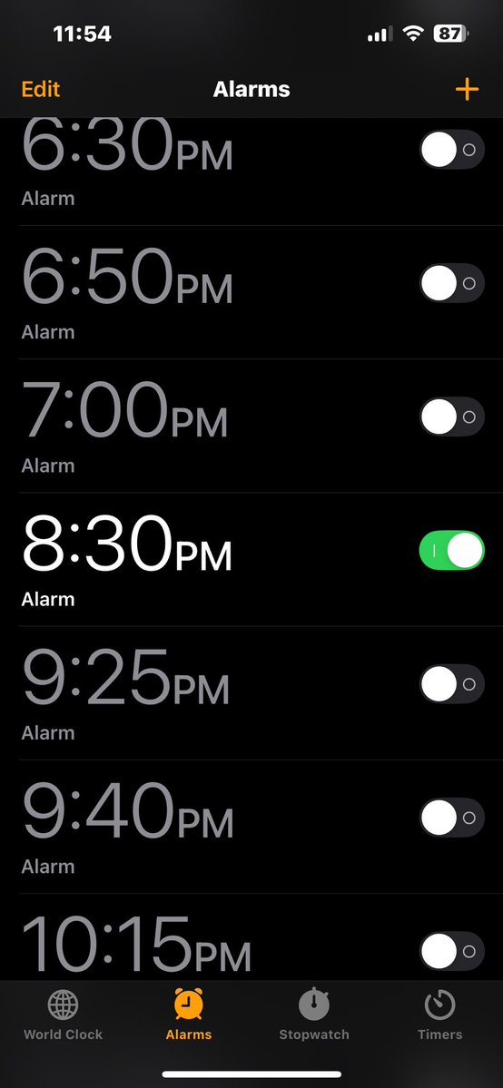 waking up at noon checking why my alarm didnt go off 😁 just usual girlfailure things ✌️😚✨