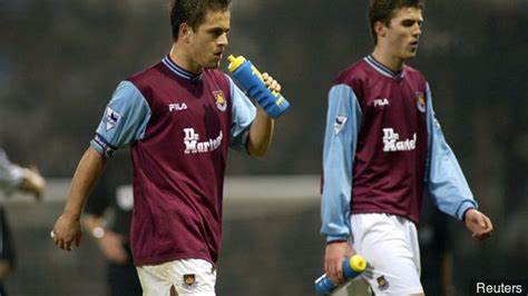 Billy Bonds Stand tweet media