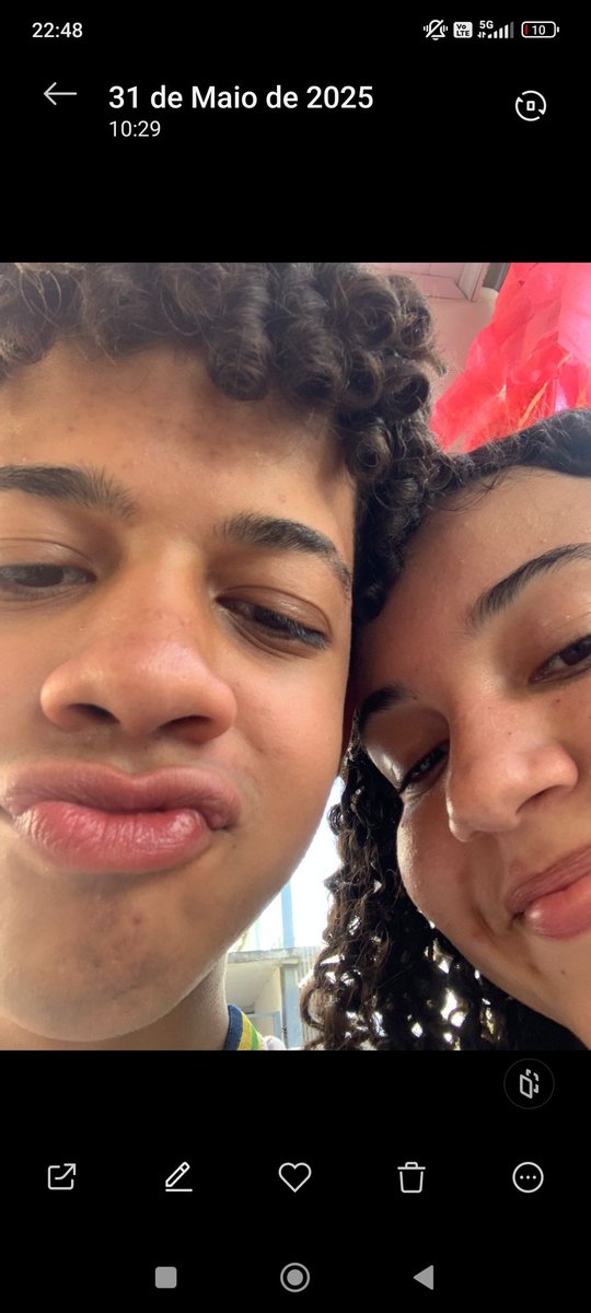 mickaellyby's tweet photo. Me dá um alívio tão grande quando eu lembro que já encontrei a pessoa que eu vou passar o resto da vida.
 Eu te amo muito!🤍 https://t.co/cZog2So4pW