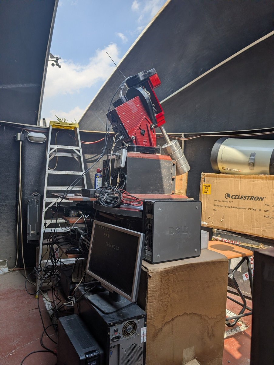 Slooh's tweet image. Chile One Telescope: Before, During &amp;amp; After 🔧✨ #TransformationTuesday
From a dust covered telescope to a fully restored system—now that’s a transformation.

Couldn’t have done it without this team. 💪🌌