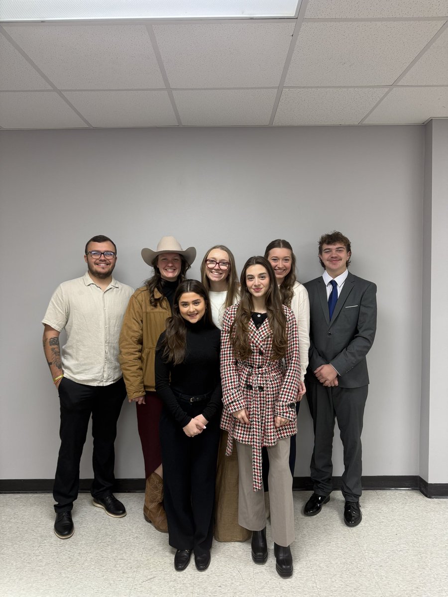 🚨Governor in the HOUSE🚨

Thank you <a href="/GovRonDeSantis/">Ron DeSantis</a> for inviting our <a href="/tpusastudents/">TPUSA Students</a> from Hillsborough College to attend today’s press conference 🦅🇺🇸

Make Tampa Bay Baseball Great Again ⚾️

<a href="/tpusastudents/">TPUSA Students</a> 🤝 <a href="/RonDeSantis/">Ron DeSantis</a> 

<a href="/RaysBaseball/">Tampa Bay Rays</a> <a href="/MLB/">MLB</a>