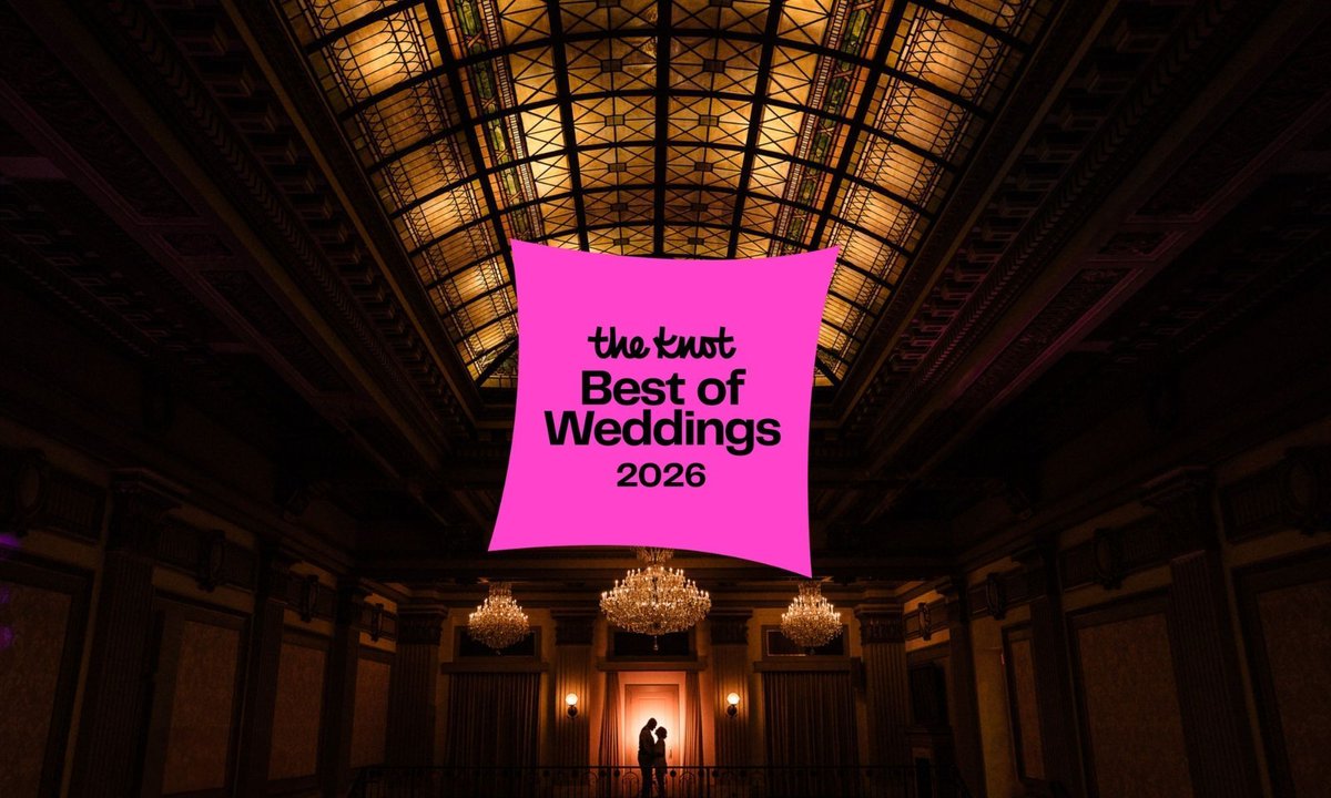 Vault 634 is a proud recipient of <a href="/TheKnot/">The Knot</a>'s “Best of Weddings” award! We were also added ot the "Hall of Fame,"  which is given to 4x “Best of” recipients. We love what we do, and we hope it shows! ❤️ 

Learn more about these accolades: buff.ly/3GFFhzL