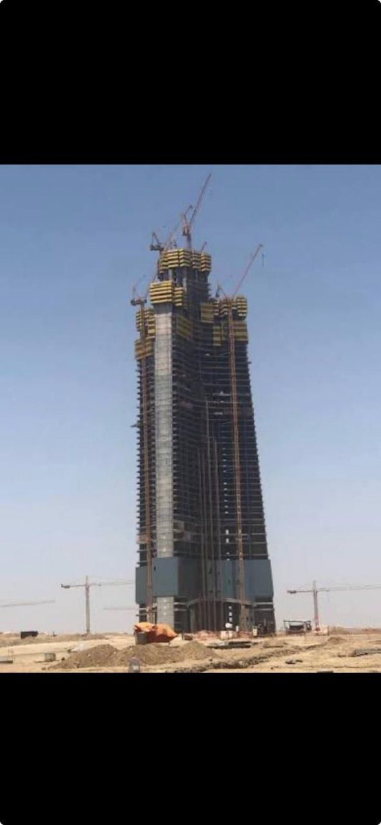 هذ المشروع له اكثر من ١٠ سنين واقف ومتعثر لولا الله ثم الدولة انها اشترت حصه منه ماكان رجع اشتغل من جديد وتبي تقنعني ان مالكه دفع مليار ريال بدون مقابل هههههههههههههههههههههههههههههههههههههههههههههههههههههههههههههههههههههههههههههههههههههه