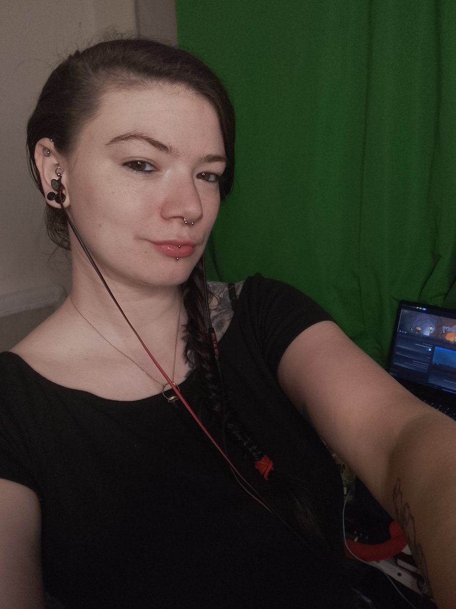 EmberShadow2's tweet photo. Hey guys! I'm gonna attempt to stream and not cough up a lung on stream, feel free to come watch 🖖

We're playing Escape from Ever After ❤️
https://t.co/YrPNlmlYUj https://t.co/3xJZNKNMcp