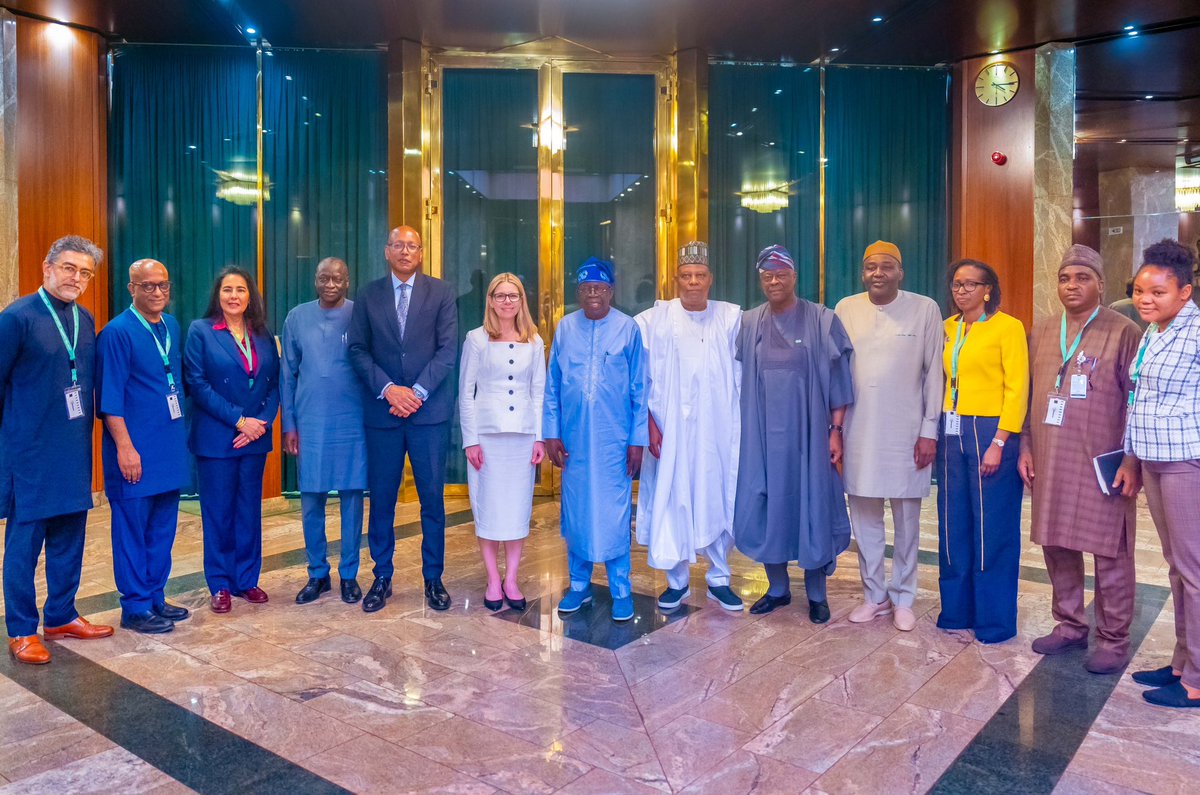 aonanuga1956's tweet photo. President Bola Ahmed Tinubu, along with VP  Kashim Shettima received a delegation from the World Bank led by the Managing Director of Operations, Anna Bjerde, in the State House, Abuja. Tuesday, February 3, 2026 https://t.co/jEPR44x1i2