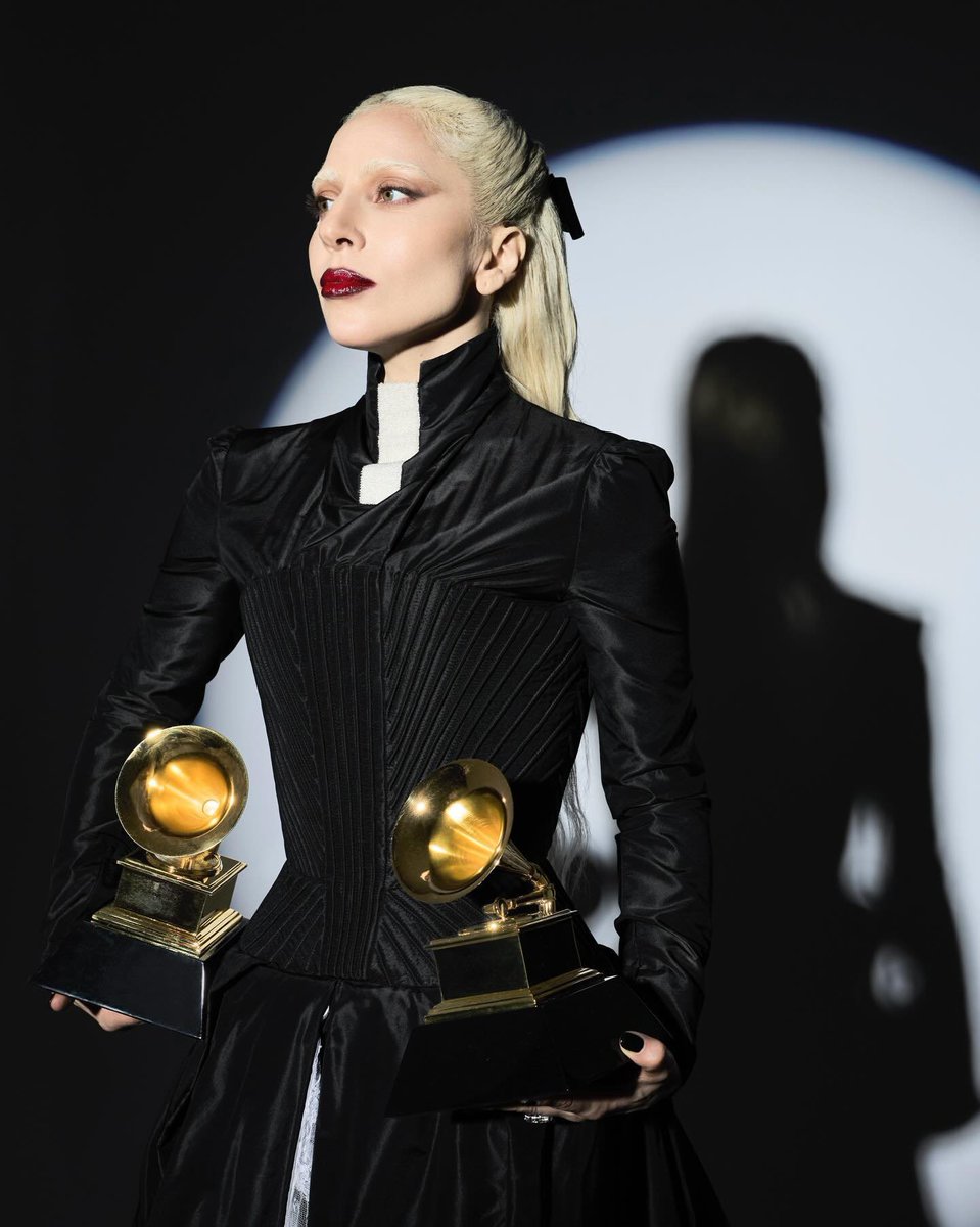 allurequinn's tweet photo. 16x grammy winner lady gaga. https://t.co/Xrv4lCP982