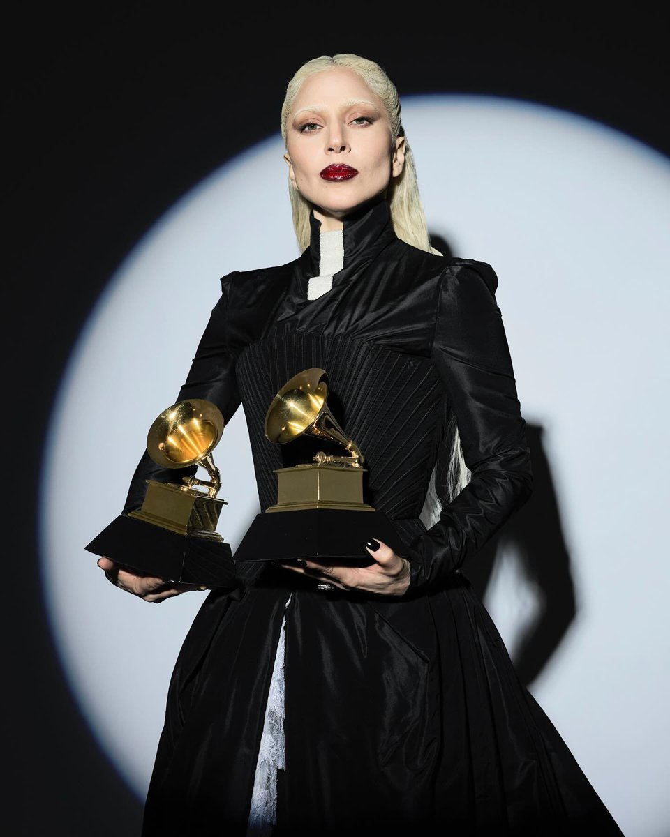 allurequinn's tweet photo. 16x grammy winner lady gaga. https://t.co/Xrv4lCP982