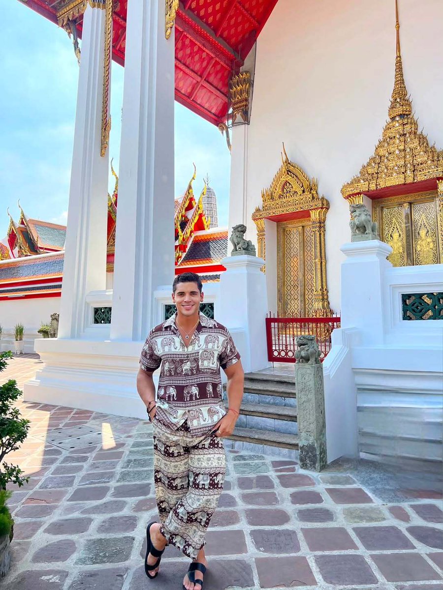 Go Thai Be Free tweet media