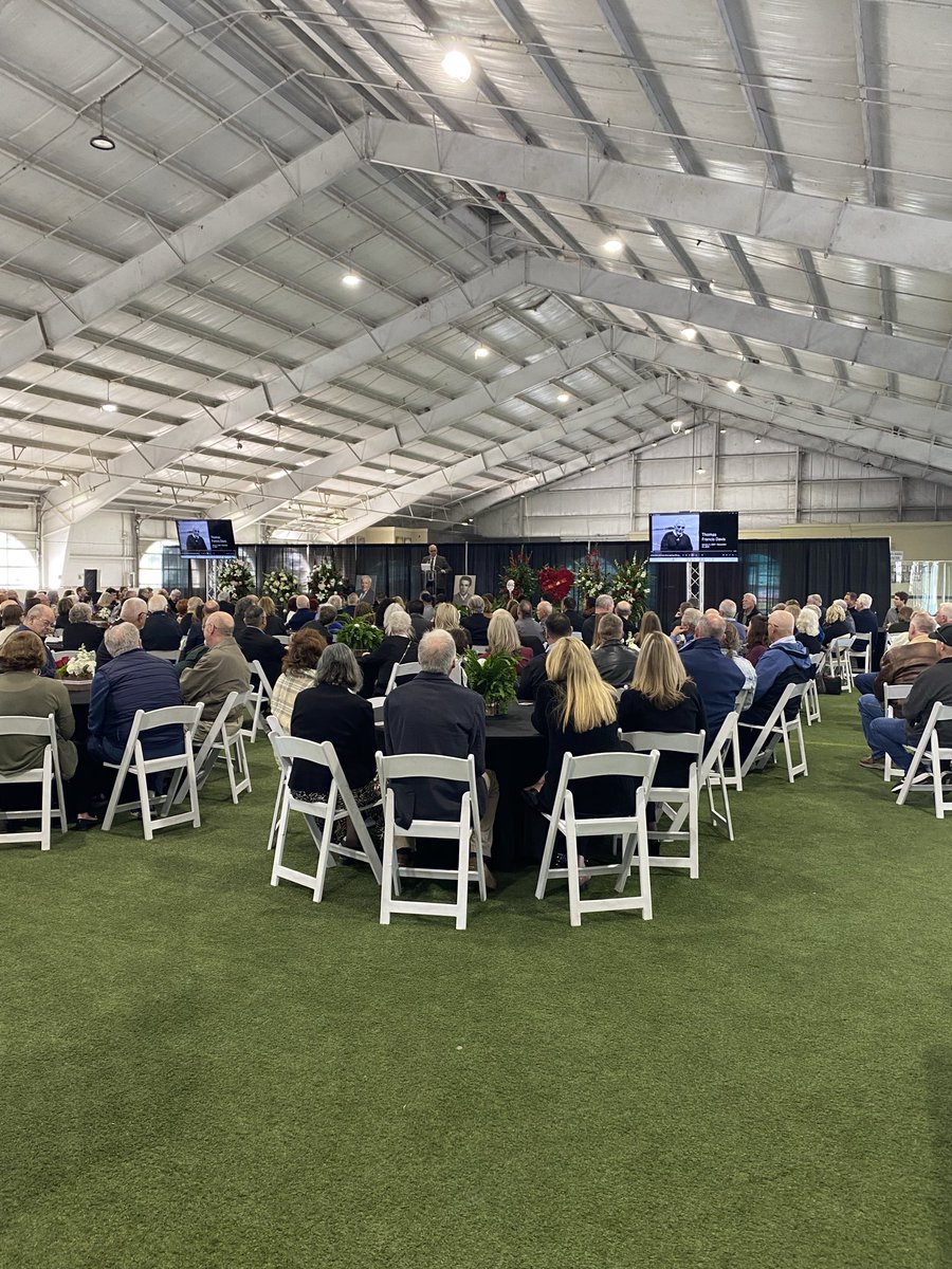 Alan Regier tweet media