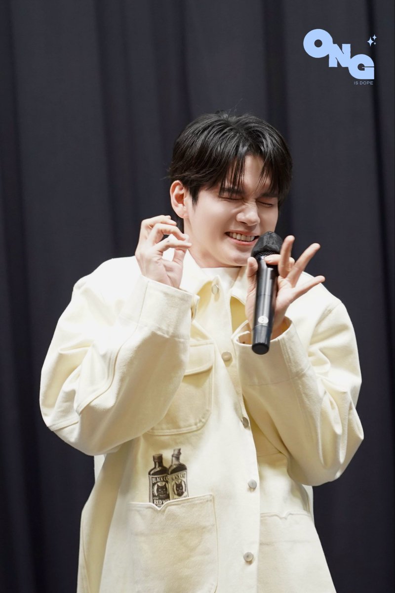 ongisdope's tweet photo. 260131✨

으응으응으응으으옹🫨😵‍💫👋🏻

#ONGSEONGWU #옹성우 #邕聖祐  #องซองอู #オンソンウ
#위로 #WELO https://t.co/OeBk8gpI2a