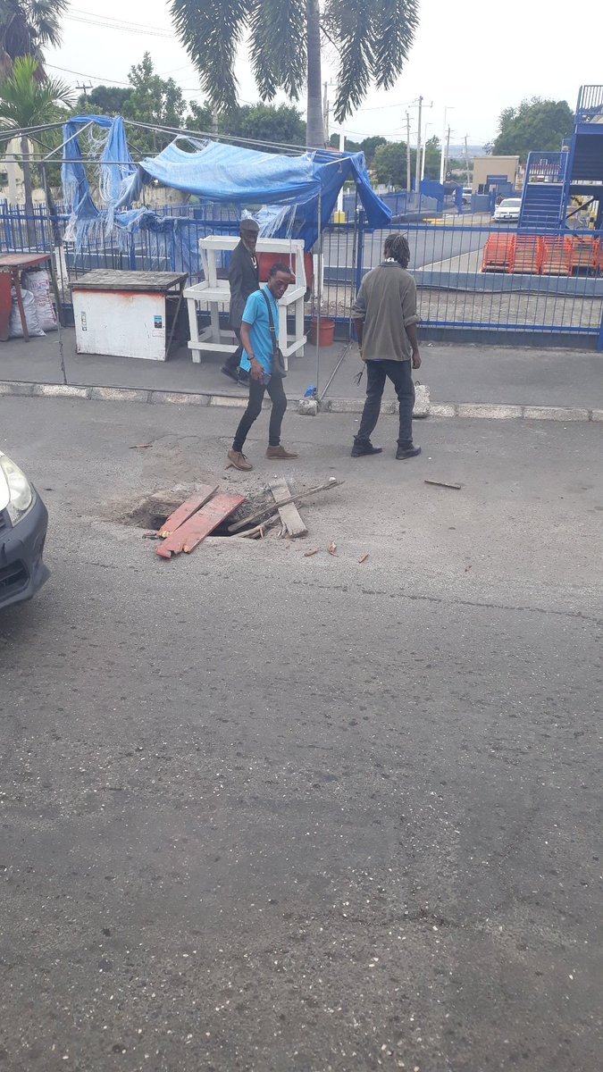 Ron Deutschemann tweet media