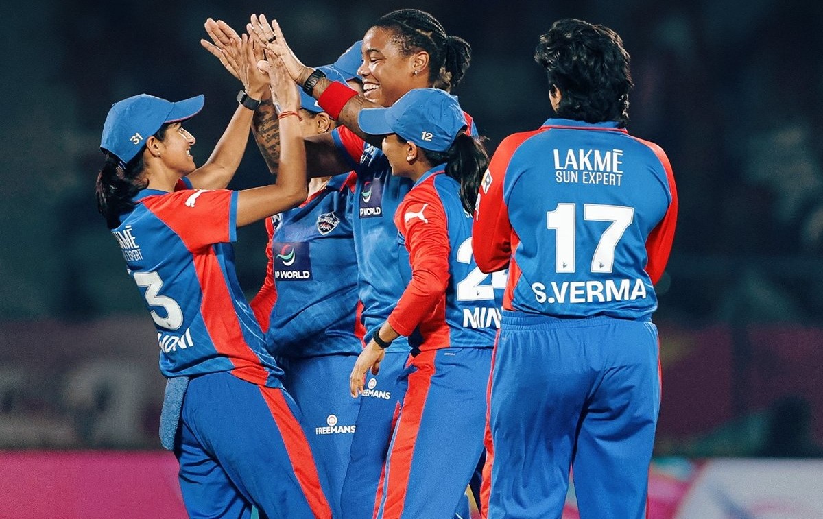 NDTVWorld's tweet photo. Delhi Capitals beat Gujarat Giants by 7 wickets in WPL 2026 Eliminator, to face Royal Challengers Bengaluru in final on February 5

#DCWvsGGW #WPL2026 #WPLEliminator

Scorecard: https://t.co/vAyKrtSP5K

Highlights: https://t.co/qPriRiqCRp https://t.co/pWtmA3aab9