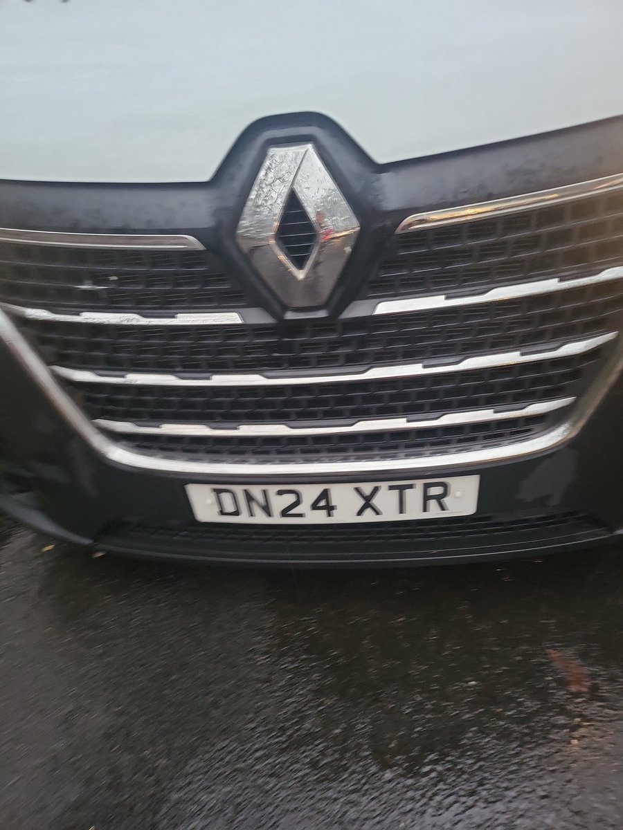 Helen Michael tweet media