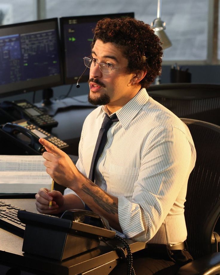 skzluna8's tweet image. guys