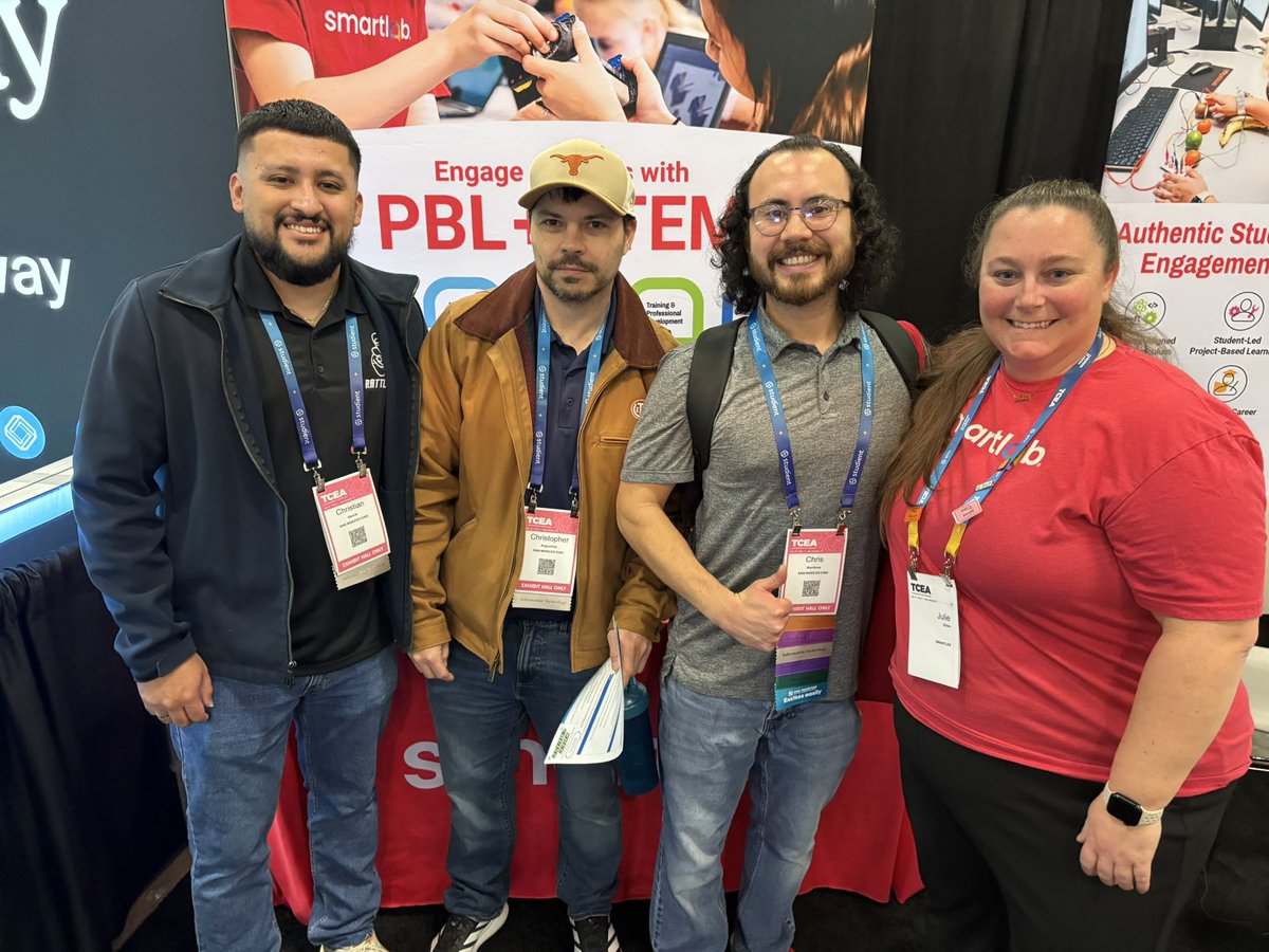 Chris cubed from <a href="/SanMarcosCISD/">San Marcos CISD</a> are up for the🎶🎤🎧experience doing the beat in our Beat Bot lesson 🤠 #STEMIdentity #TCEA #CCMR #FutureReady <a href="/ChaosofJewels/">Julie Estes</a> <a href="/SmartLab_tweets/">SmartLab</a>