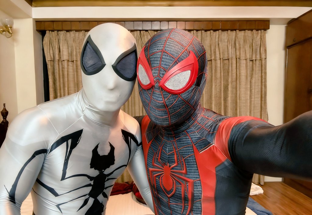 MTightman's tweet photo. Spider-Man clothes for my Nepalese friend. Take a photo together. https://t.co/3q1f7eIFUU
