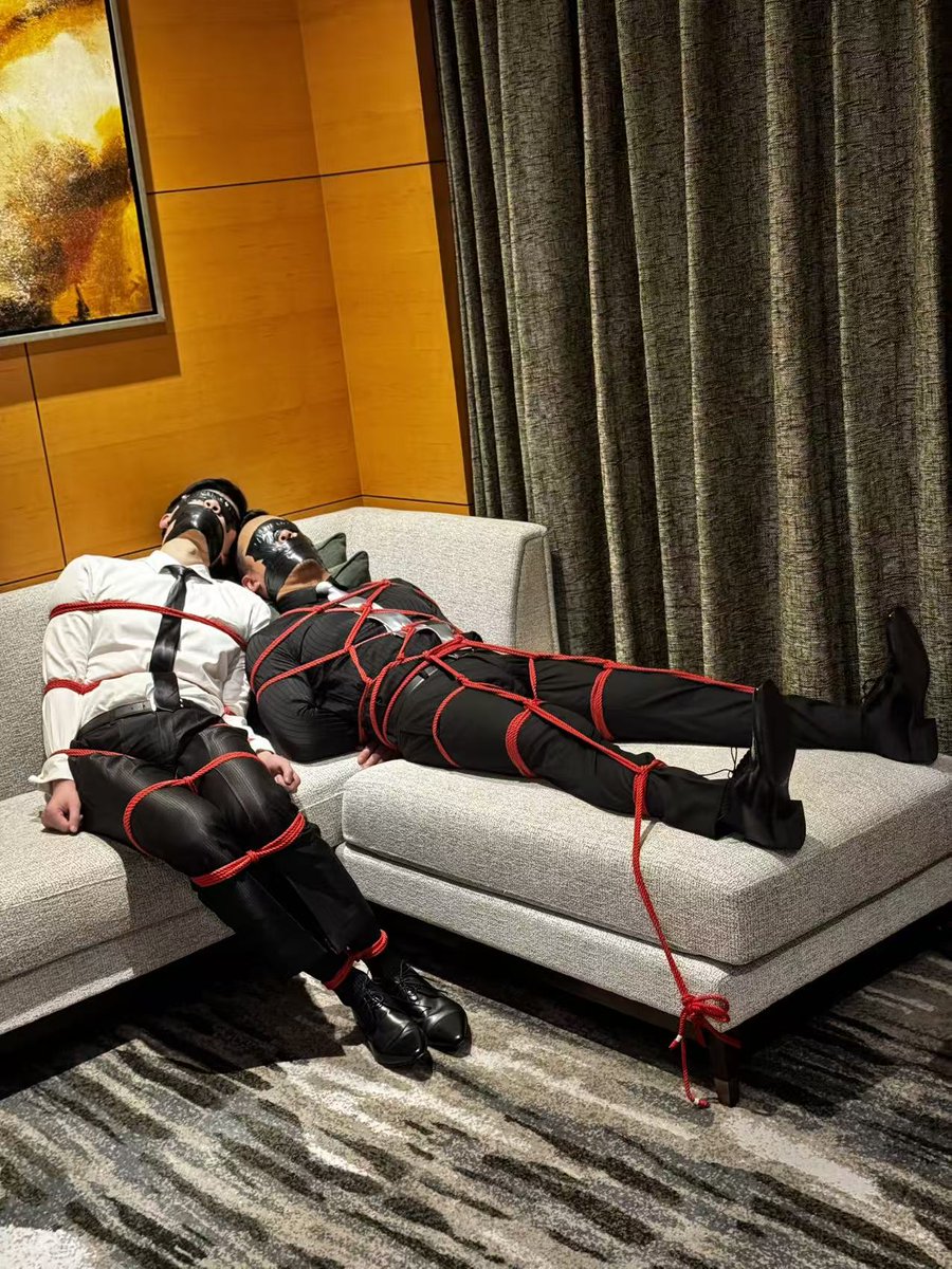 derek.rope tweet media