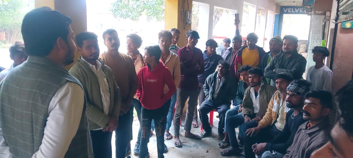 आगामी 8 फ़रवरी को जनपद “संतकबीरनगर” में जूनियर हाई स्कूल,खलीलाबाद में आयोजित “महारैली” में आने के लिए बहुजन समाज के ज़िम्मेदार लोगो से मीटिंग करके आने के लिए आह्वान किया गया।

मुख्य अतिथि के रूप में माननीय राष्ट्रीय अध्यक्ष <a href="/BhimArmyChief/">Chandra Shekhar Aazad</a> जी की गरिमामय उपस्थिति रहेगी।