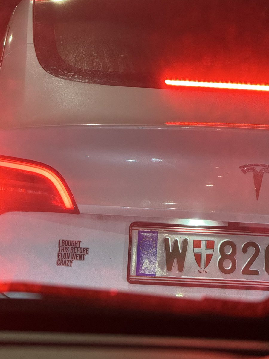 Hyperdead tweet media