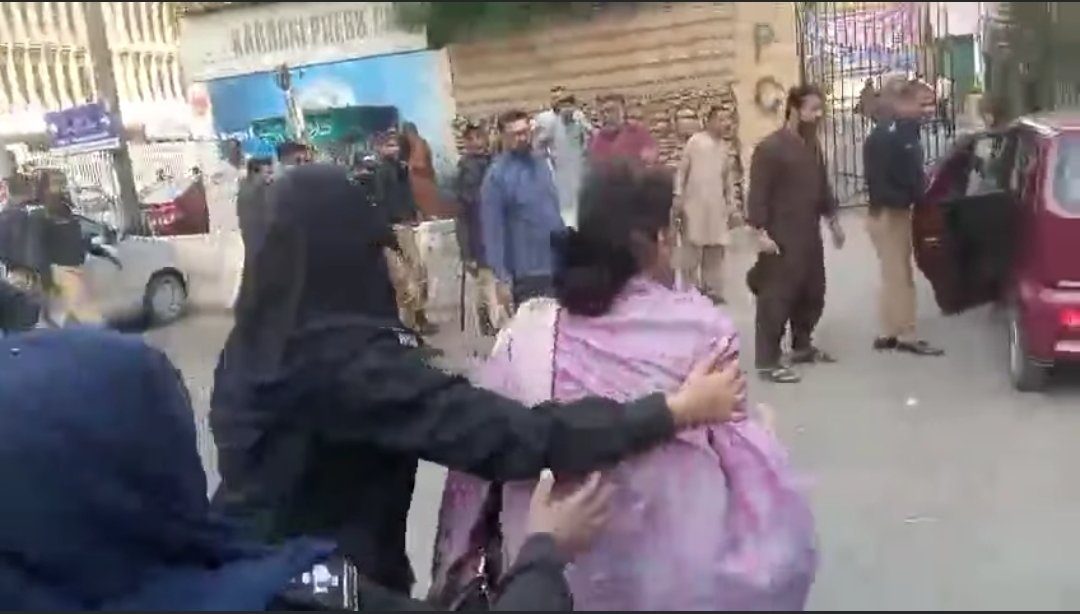I strongly condemn the police siege, road blockades, and arrests carried out during the peaceful Popular Left Alliance conference at Karachi Press Club. Targeting democratic voices inside a press club is an attack on freedom of expression and reflects an authoritarian mindset.