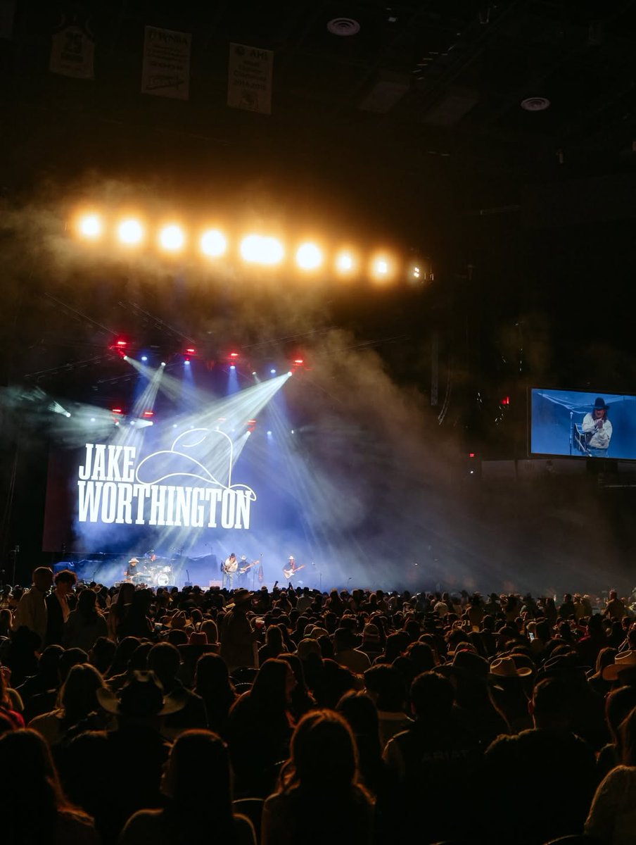 Jake Worthington tweet media
