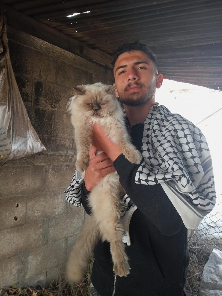 aboodaljbour16's tweet photo. I am Palestinian. This land is mine.
I am not an occupier.

If you believe me, your follow and leaving a dot would mean a lot.
It’s just a dot. https://t.co/e59bY5pJ0v