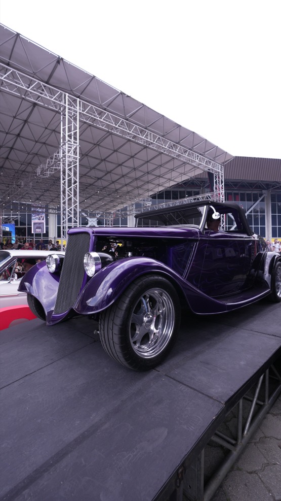 AutoShowCol's tweet photo. 🚗✨ Esto es solo un adelanto.
La gran pasarela automotriz llega potenciada con las mejores joyas de cuatro ruedas en Autoshow | Expocar 2026.

Industria, diseño y potencia en un mismo escenario.
¿Ya te agendaste?

#AutoshowExpocar2026 #IndustriaAutomotriz #CarCulture https://t.co/38LULXPbzv