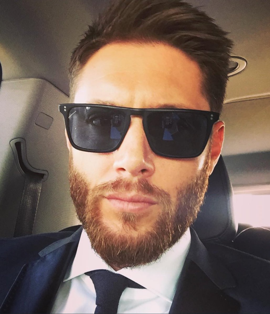 B (@dailyackles_) on Twitter photo 