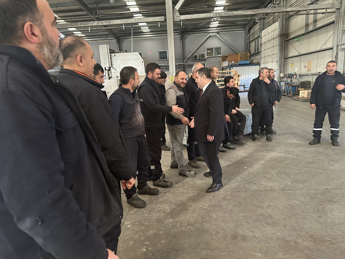 Genel başkanımız sayın <a href="/AltundagUysal/">Uysal ALTUNDAĞ</a> ‘ın önderliğinde LİCHTGİTTER IZGARA İşyerimiz ile Sendikamız arasında T.İ.S. görüşmeleri bugün yapılan toplantıda anlaşmayla sonuçlanmıştır.
Üyelerimize ve teşkilatımıza hayırlı olmasını dilerim.
#TmsAnkaraSb
#ArkamızdaKocaDağ
<a href="/AltundagUysal/">Uysal ALTUNDAĞ</a>